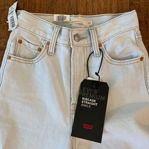 Levi’s Premium High Rise Rib Cage Jeans